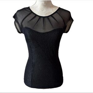 Bebe Women Lace Mesh Sweetheart Mesh Black Shirt Sleeve Sz M